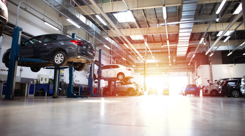 Automobile & Garage Image